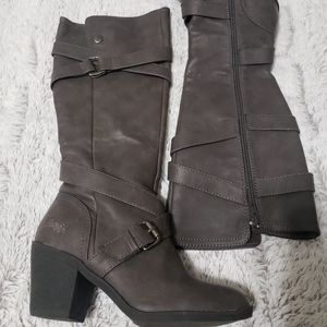 Blowfish grey leather boots